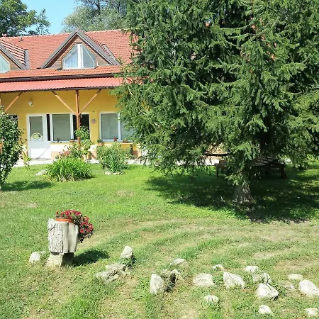 Center *